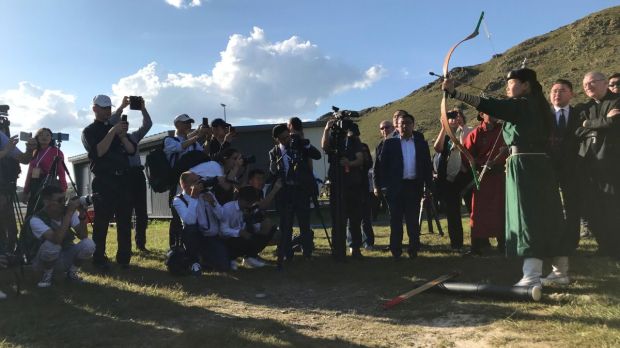 DEMONSTRATION-TIR-ARC-MONGOLIE