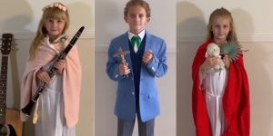 Elle laisse ses enfants se déguiser en saints, le résultat est bluffant