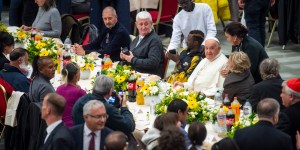 Quatre Français à la table du pape François