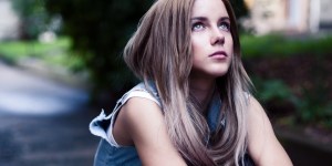 Pourquoi les jeunes filles vont-elles si mal ?