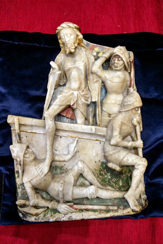 patrimoine, france, bas relief, résurrection, Christ, art, sculpture