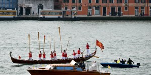 Le pape François à Venise : une vedette en vedette