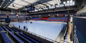 Jeux, prières&#8230; des centaines de chrétiens dans un stade pour préparer les JO