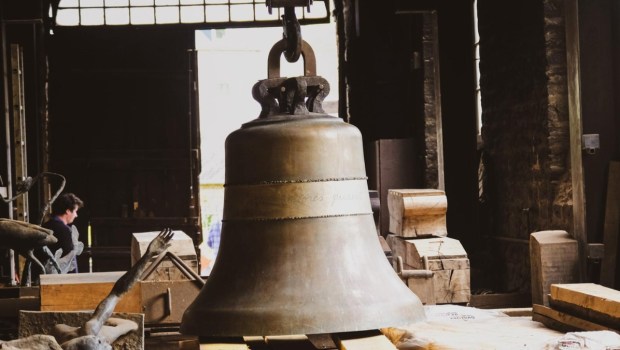 cloche, notre dame de Paris, restauration