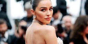 Ce que la robe de mariée de cette miss Univers a de spécial