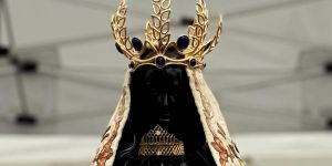 [VIDÉO] Une nouvelle couronne pour la Vierge Marie !