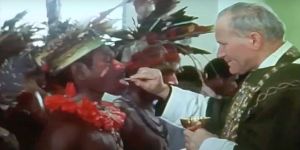 La belle histoire d&#8217;amitié entre Karol Wojtyła et les Papous