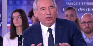 Fin de vie : François Bayrou bousculé après sa proposition de scinder le texte en deux