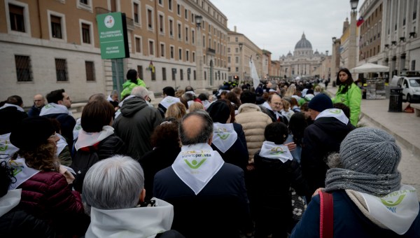 Corner Item Image - Ces familles qui s’apprêtent à partir à Rome pour le Jubilé